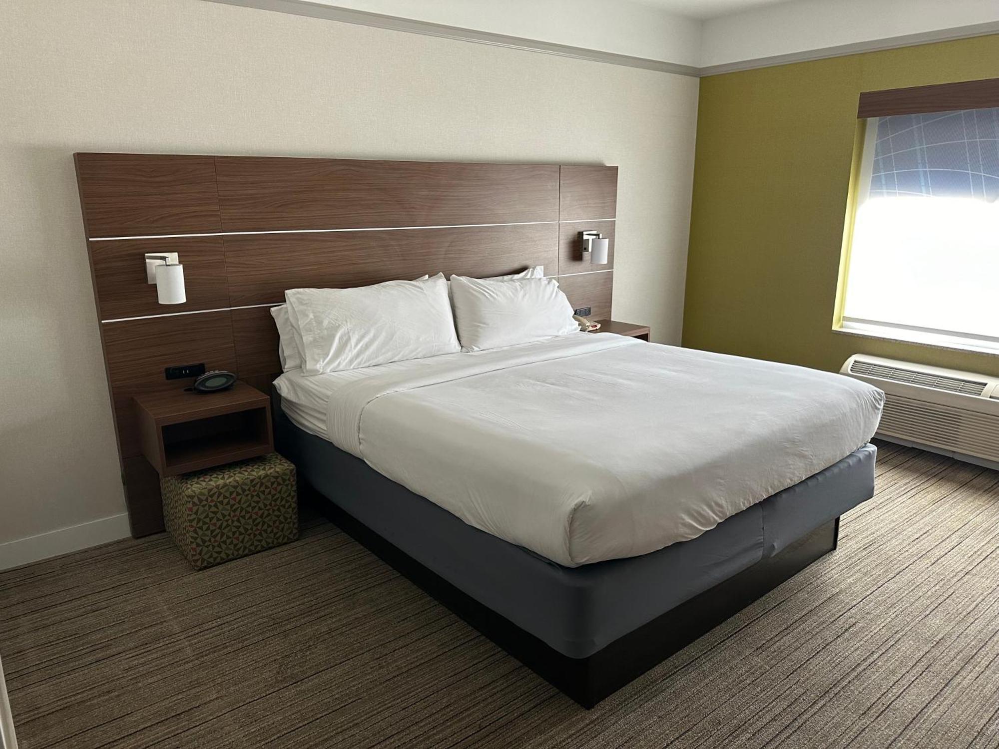 Holiday Inn Express Hotel & Suites San Dimas By Ihg Exterior photo