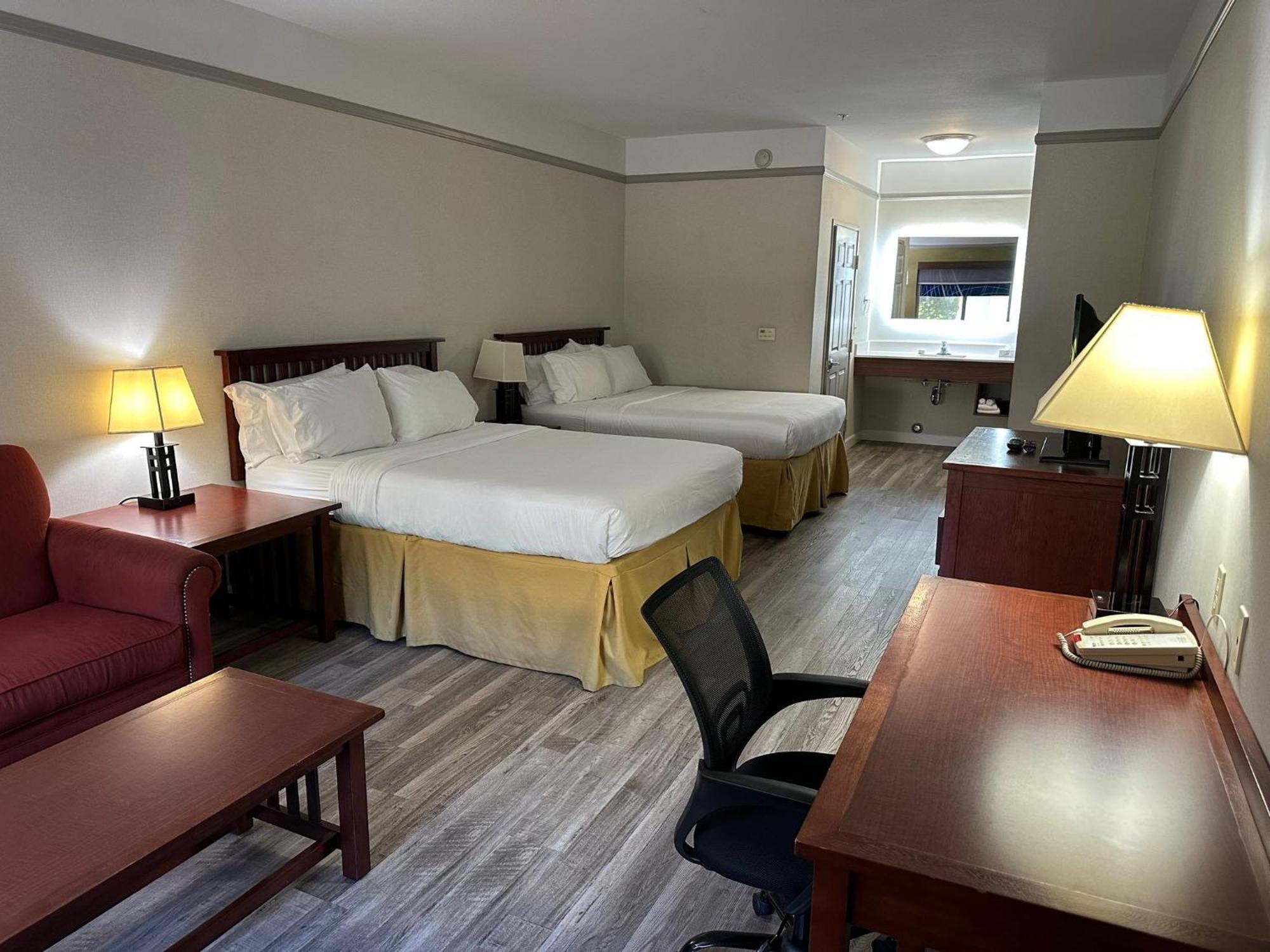 Holiday Inn Express Hotel & Suites San Dimas By Ihg Exterior photo